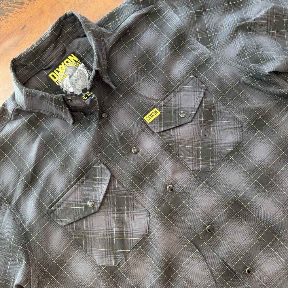 Dixxon Flannel Co Mens L Gray Plaid Long Sleeve Button Up The Raven Shirt